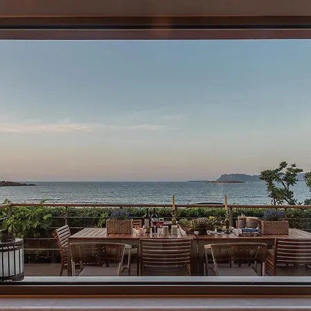 The House By The Sea Villa Kato Daratso